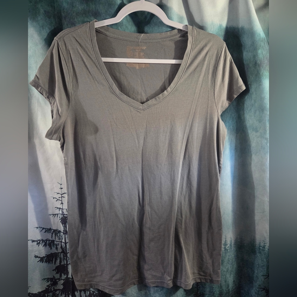 ❤️❤️❤️ No Boundaries Gray Short Sleeve Tee
